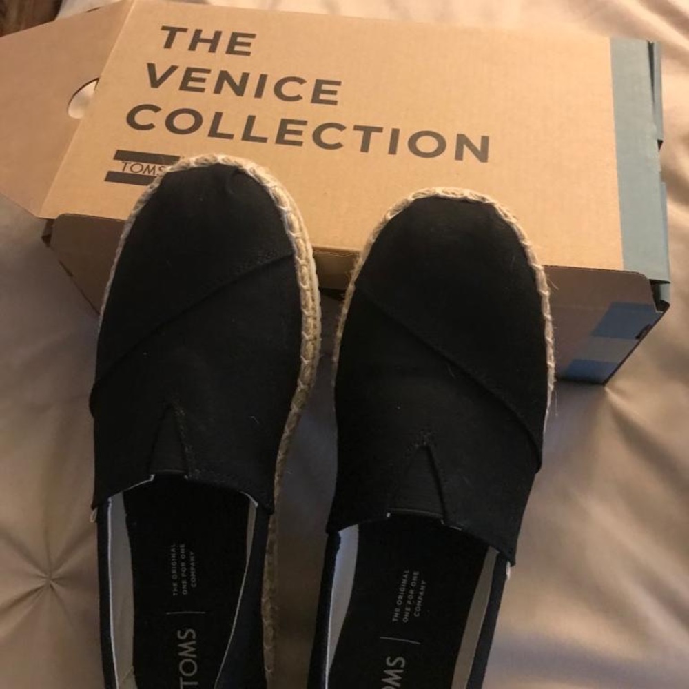 TOMs Women’s Black Oxford Alpargata Espadrilles Size 7.5